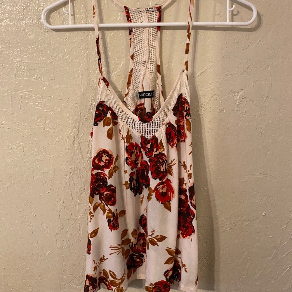 Volcom tank